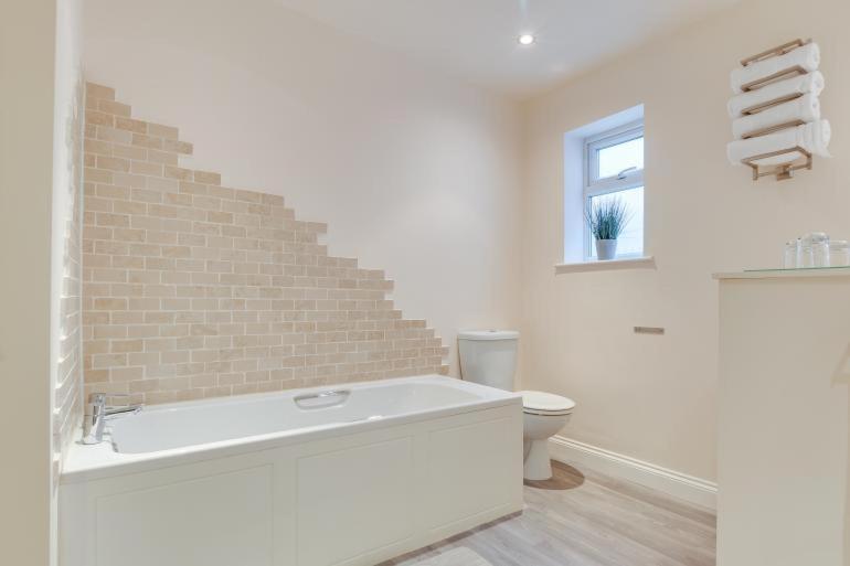 Number 3 Pier Road Apartment Whitby Ngoại thất bức ảnh