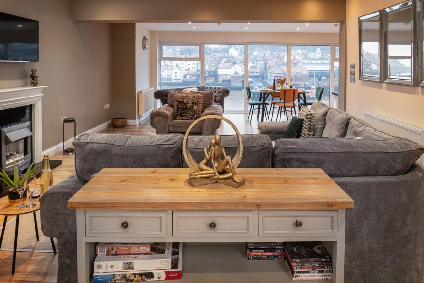 Number 3 Pier Road Apartment Whitby Ngoại thất bức ảnh